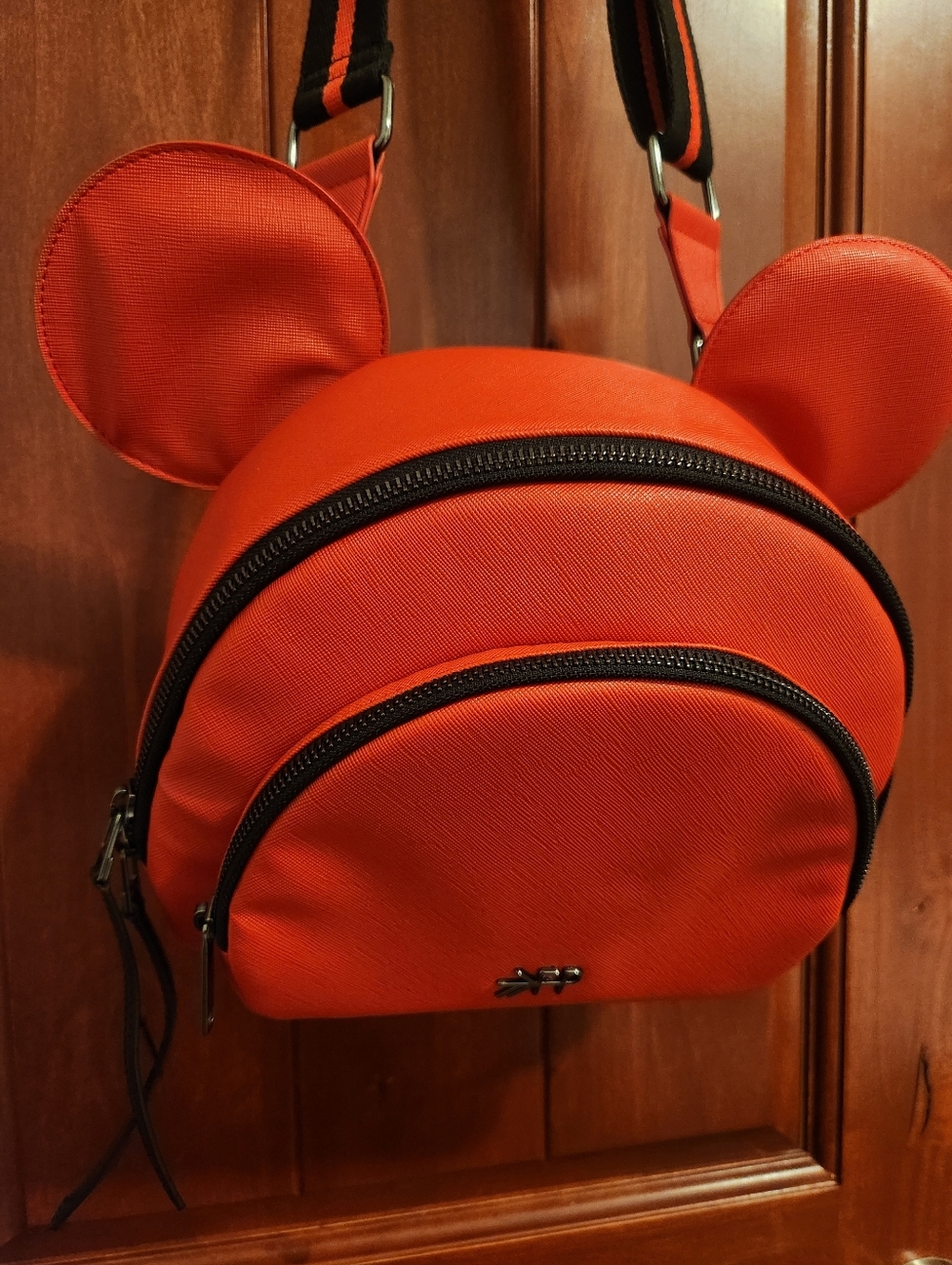 Freshly Picked Rouge Mickey Anaheim Crossbody Diaper Bag - Picture 3 of 7